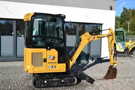 Mini kotrógép 2023 Caterpillar 301.6 (11)