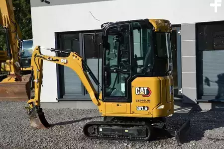 Mini kotrógép 2023 Caterpillar 301.6 (5)