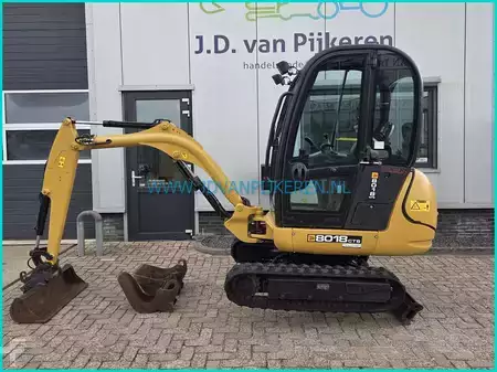 Minigraafmachines 2011 JCB 8018 2627hours+3x bucket+hydraulic (7)