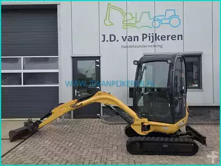 Minigraafmachines 2011 JCB 8018 2627hours+3x bucket+hydraulic (8)
