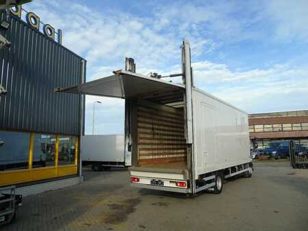 Kuorma-auto 2014 Renault D 12.220 + SPECIAL LIFT + EURO 6 (3)
