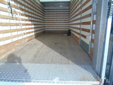 Kuorma-auto 2014 Renault D 12.220 + SPECIAL LIFT + EURO 6 (9)