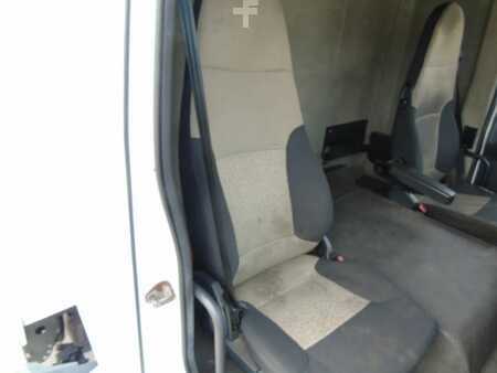 Lastbil 2009 Renault Midlum 220 + euro 5 + MANUAL + lift + 12T (13)