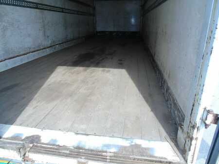 Lastbil 2009 Renault Midlum 220 + euro 5 + MANUAL + lift + 12T (6)