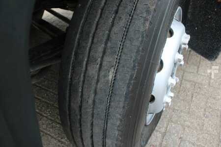 Kamion 1992 MAN 18 .232 + ampliner hook + MANUAL (19)