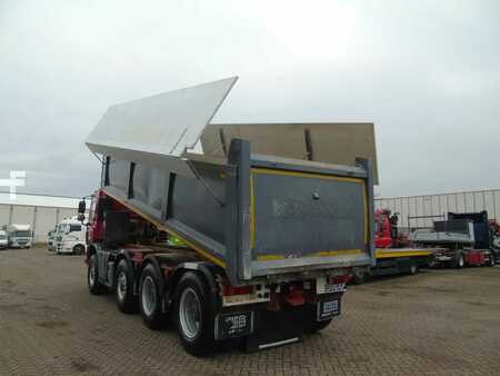 Náklaďák 2008 Ginaf X 4446 TS + 8x8 + euro 5 + 2x in stock (7)