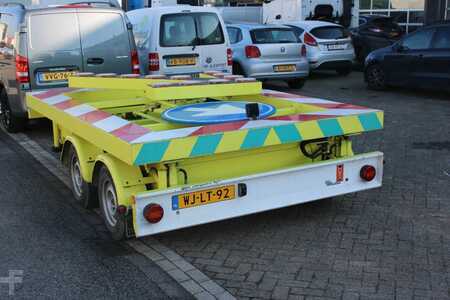Anhänger 2003 Trias 2 AXEL (10)