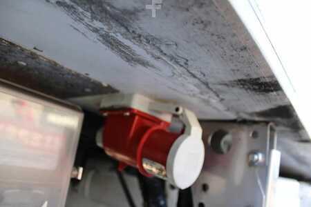 Camion 2016 Mercedes-Benz Antos 1924 + THERMO KING 1200 + LIFT + EURO 6 (13)