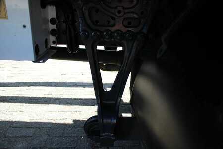 Camion 2016 Mercedes-Benz Antos 1924 + THERMO KING 1200 + LIFT + EURO 6 (17)