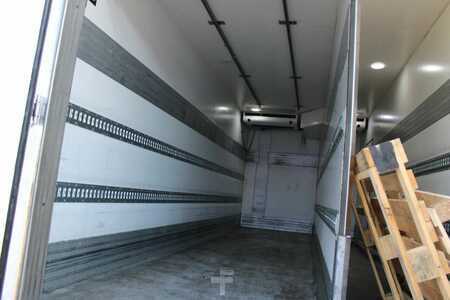 Camion 2016 Mercedes-Benz Antos 1924 + THERMO KING 1200 + LIFT + EURO 6 (5)