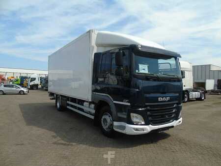Camión 2015 DAF CF 220 + CARRIER + EURO 6 + LIFT (5)