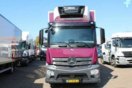 Caminhão 2016 Mercedes-Benz Antos 1824 + EURO 6 + LIFT + 211.000KM (20)