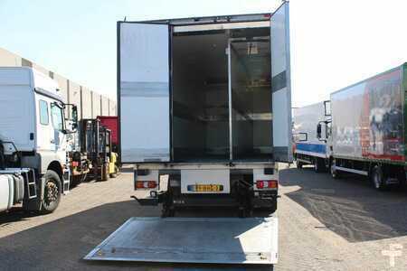 Caminhão 2016 Mercedes-Benz Antos 1824 + EURO 6 + LIFT + 211.000KM (5)
