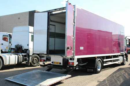 Caminhão 2016 Mercedes-Benz Antos 1824 + EURO 6 + LIFT + 211.000KM (6)
