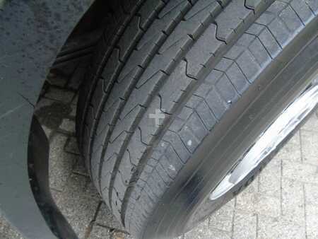 Náklaďák 2003 DAF CF 85.380 + MANUAL + HMF 1680 + HYVA + 6X2 (13)