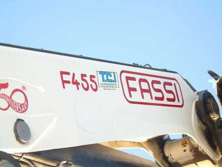 Náklaďák 2015 MAN TGX 26.440 + FASSI 455A.2.26 + EURO 6 + 6X2 + REMOTE (19)