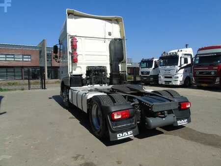 Lastbil 2015 DAF XF 106.460 + EURO 6 SUPER SPACE CAB + INTARDER (7)