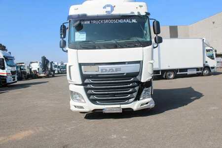 Vrachtwagen 2015 DAF XF 106.460 + EURO 6 (3)