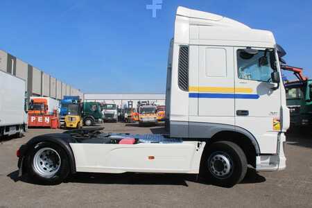 Vrachtwagen 2015 DAF XF 106.460 + EURO 6 (8)