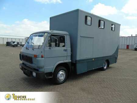 Kamion 1991 MAN 10 .150 + 2-3 HORSES + MANUAL (1)