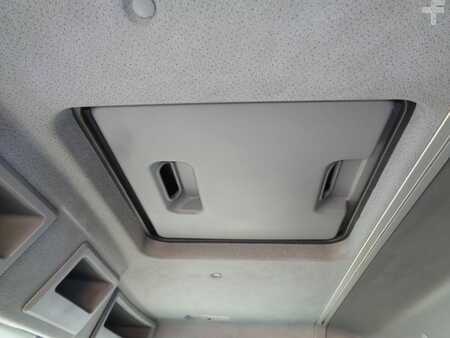 Náklaďák 2006 Mercedes-Benz AXOR 1823 + Dhollandia Lift (17)