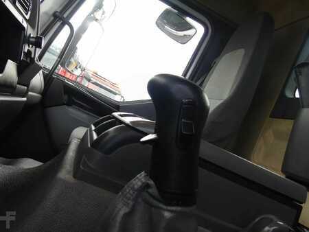 Kuorma-auto 2006 Renault Kerax 420 DCI + MANUAL + SPRING + 6X4 + PERFECT (16)