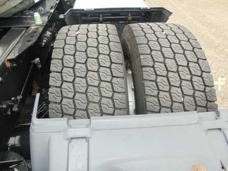 Náklaďák 2018 MAN TGX 18.460 + euro 6 + 6x in stock (18)