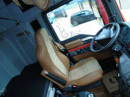 Ciężarówka 2011 MAN TGX 18.440 + EURO 5 + FULL OPTION (9)