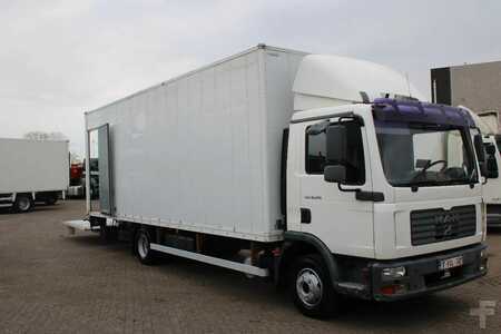Kamion 2007 MAN TGL 12.210 + LIFT + MANUAL (2)