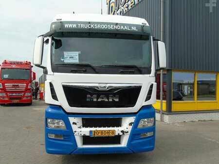 Ciężarówka 2013 MAN TGX 18.440 + EURO 6 + 6X2 (2)