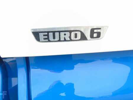 Ciężarówka 2013 MAN TGX 18.440 + EURO 6 + 6X2 (6)