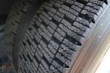 Kamion 1996 Scania P124-360 + HOOK + 6X2 + MANUAL + EURO 2 (18)