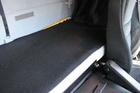 Truck 2018 Mercedes-Benz Atego 1224 + euro 6 + 6 CYLINDER (7)