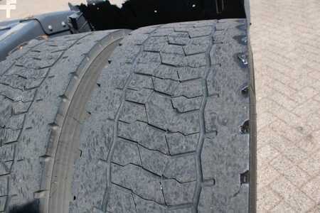 Kamion 2010 Scania R 400 + 6x2 (15)