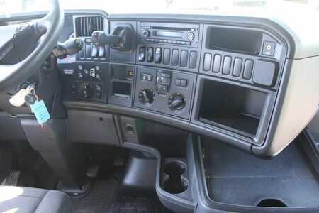 Kamion 2010 Scania R 400 + 6x2 (8)