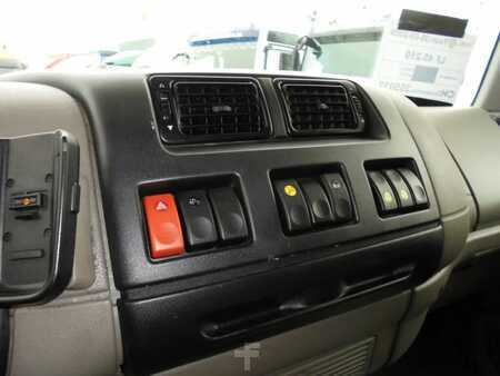 Camion
 2009 DAF LF 45 210 + 12T + Euro 5 + Dhollandia Lift (12)
