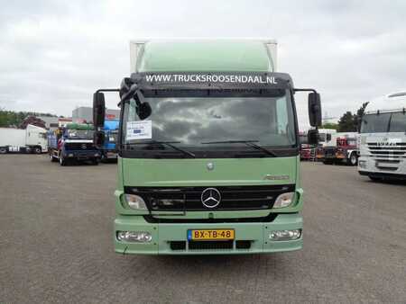 Kamion
 2010 Mercedes-Benz Atego 822 Atego 822 + Euro 5 + Dhollandia lift (2)
