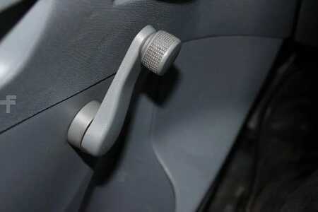 Truck 2012 Mercedes-Benz Atego 1018 + LIFT (19)