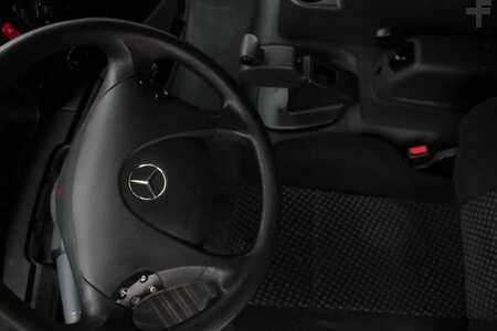 Truck 2012 Mercedes-Benz Atego 1018 + LIFT (8)