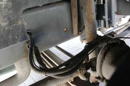Kamion
 2000 Volvo FL 6.250 +EURO 2 + MANUAL + LIFT (13)