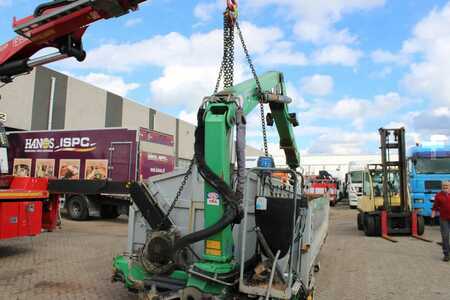 HMF 1643 Z2 1643 Z2 + Z CRANE + TIPPER SYSTEM COMPLETE