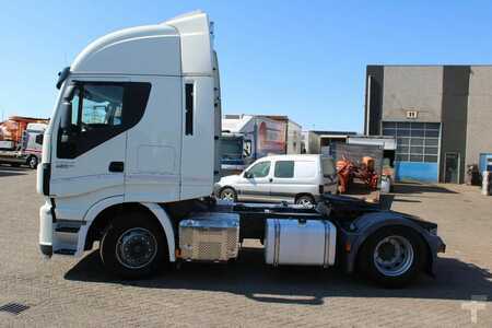 Náklaďák 2015 Iveco Stralis 420 + EURO 6 (2)