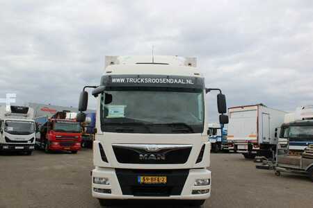 Camion 2014 MAN TGM 12.250 + euro 6 + lift (6)
