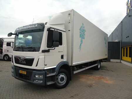 Lastkraftwagen 2015 MAN TGM 12.250 + EURO 6 (2)