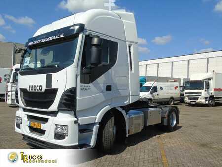 Náklaďák 2016 Iveco Stralis 420 + EURO 6 + 580KM (1)