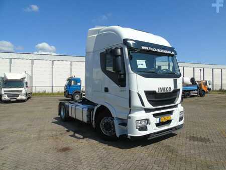 Náklaďák 2016 Iveco Stralis 420 + EURO 6 + 580KM (2)