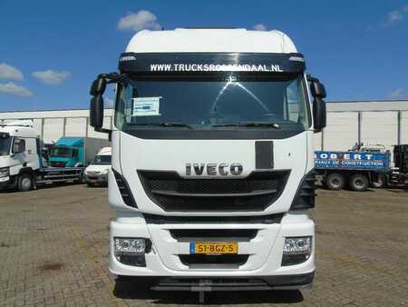 Náklaďák 2016 Iveco Stralis 420 + EURO 6 + 580KM (5)