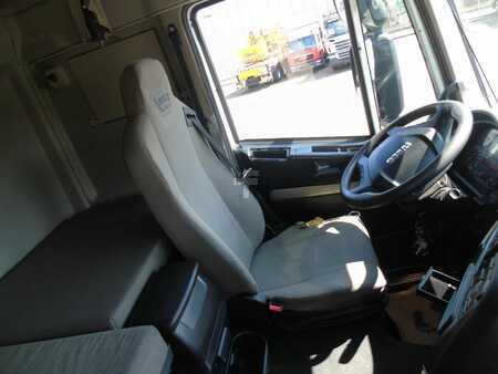 Náklaďák 2016 Iveco Stralis 420 + EURO 6 + 580KM (7)