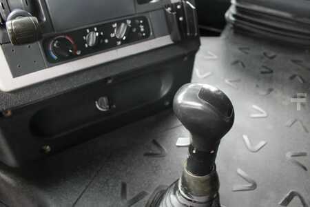 Camión 2008 Iveco Stralis 420 + EURO 5 + STEERING 6X2 + MANUAL (4)