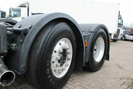 Camión 2008 Iveco Stralis 420 + EURO 5 + STEERING 6X2 + MANUAL (9)